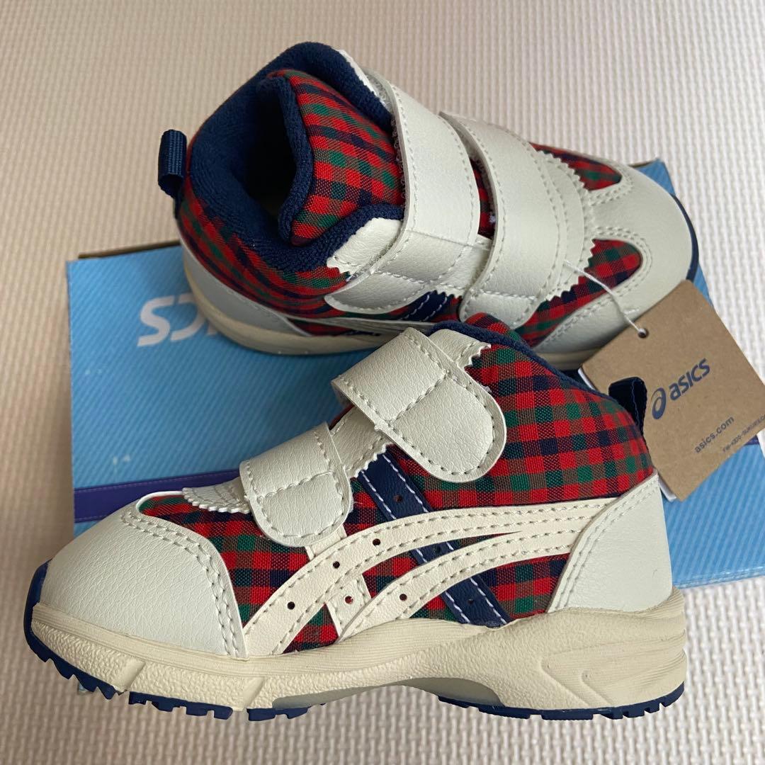 【新品未使用】familiar asics コラボ　シューズ　13.5