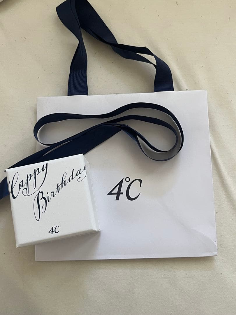 4℃ ローズゴールド アンクレット ギフトボックス付き