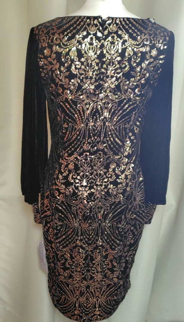 TADASHI SHOJI ベルベットスパンコールワンピース