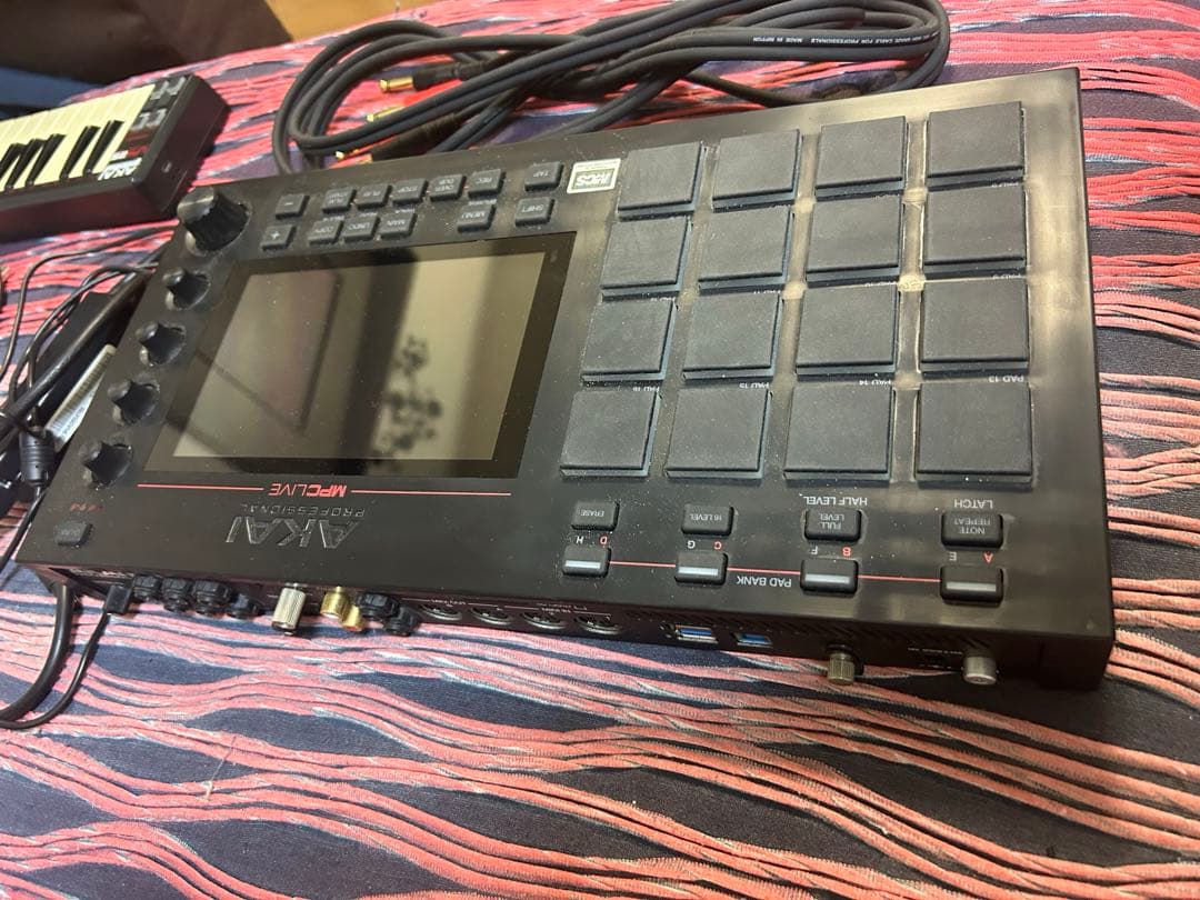 (Soul hill)AKAI MPC LIVE 中古品