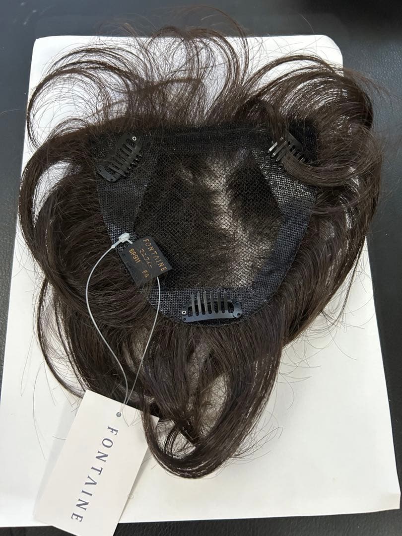 ヘアウィッグ　マニフィー