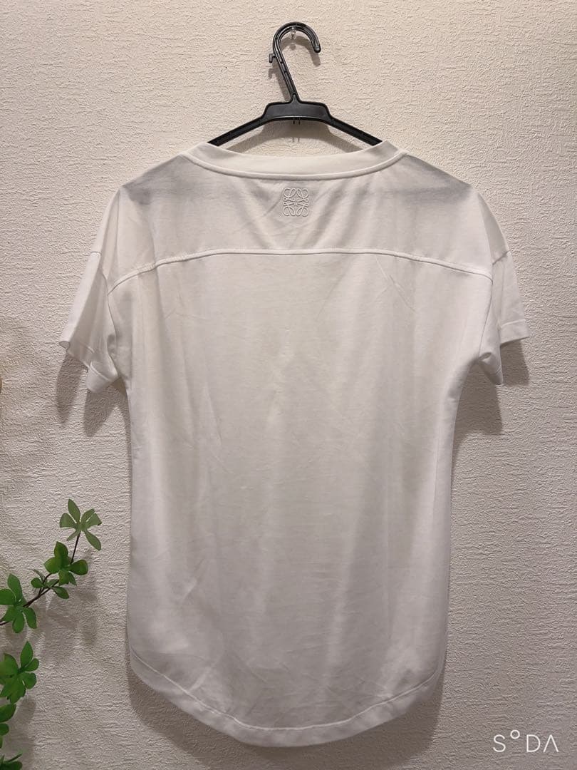 美品　ロエベ　アナグラムTシャツ　XSサイズ