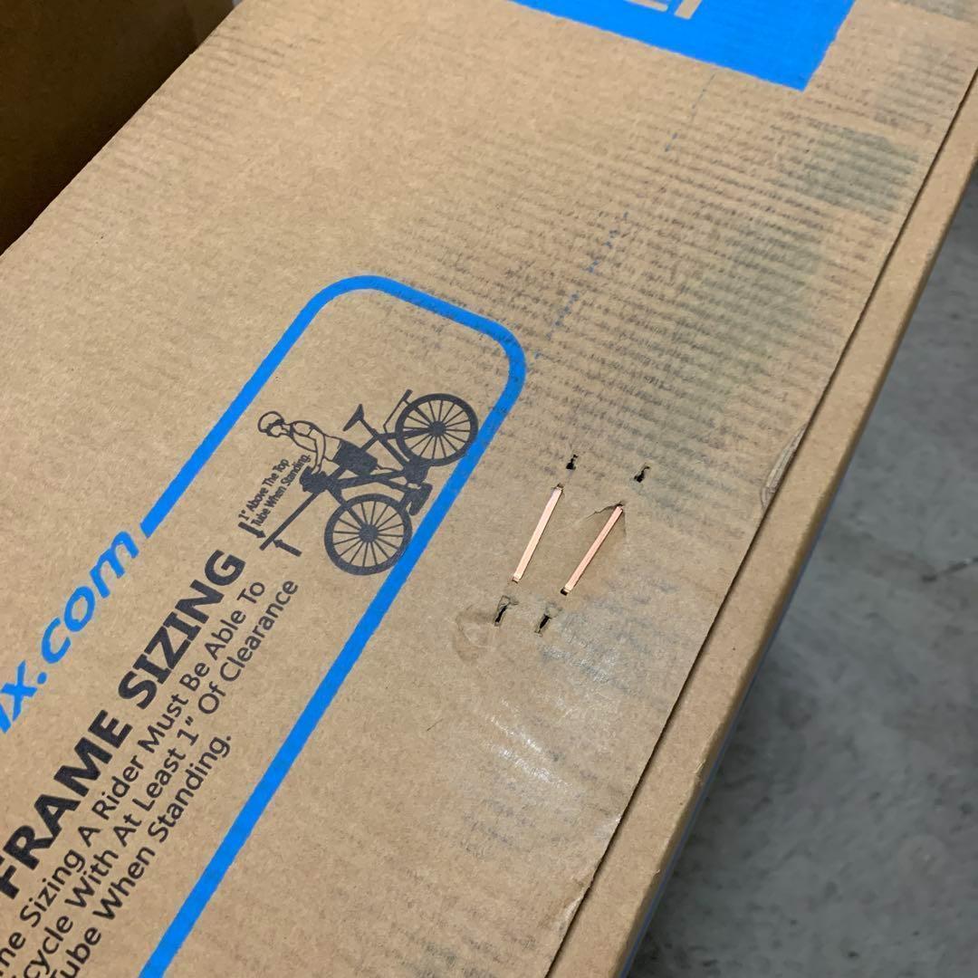 ファットバイク 極太タイヤ チョッパーハンドル 26×4.9 ディスクブレーキ