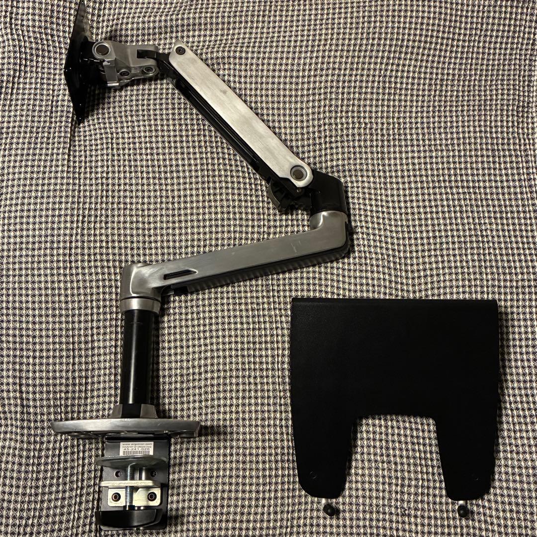 エルゴトロンLXモニターアーム＋PCトレイ