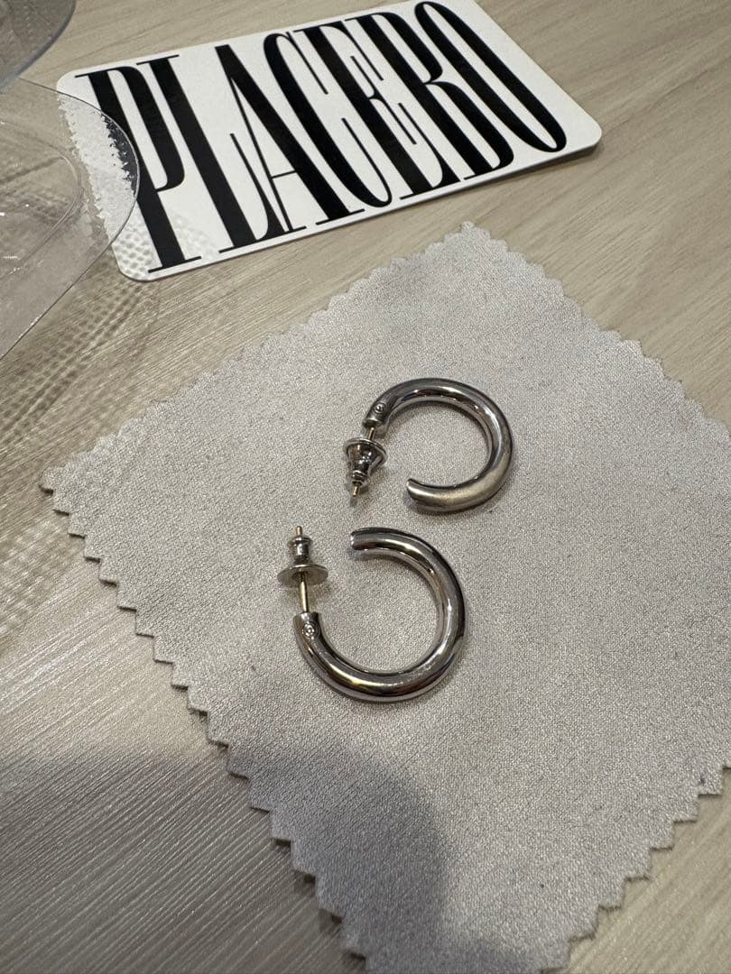 CAREERING501 シルバー　両耳