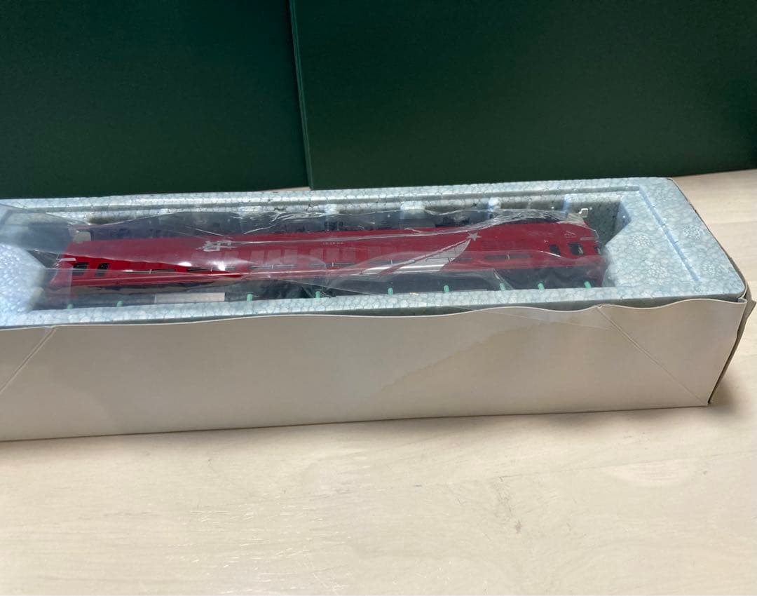 HOゲージ KATO 1-323 EF81 81 北斗星色