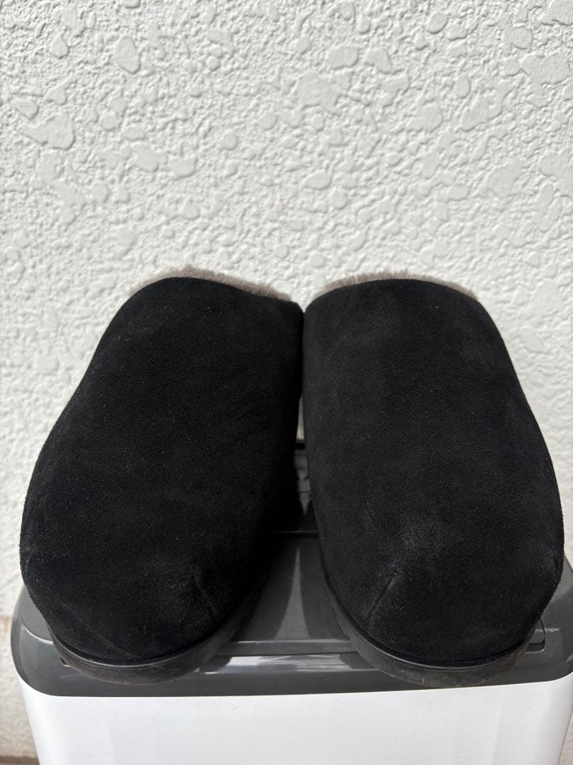 ブラックスエードサボサンダル