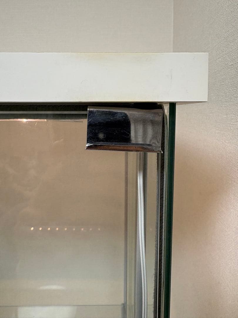 IKEA デトルフ ガラスケース LEDライト付き 【梱包・たのメル便】