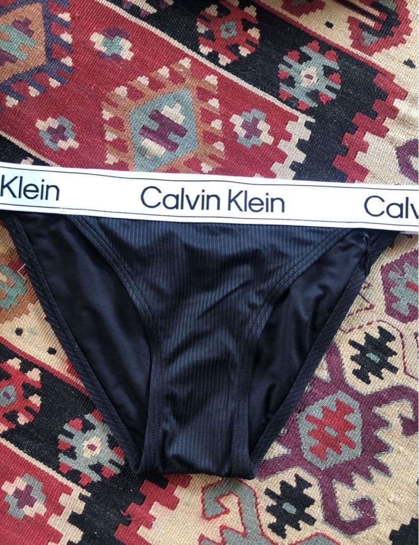 新品未使用　カルバンクライン　ロゴ　ビキニ　上下セット
