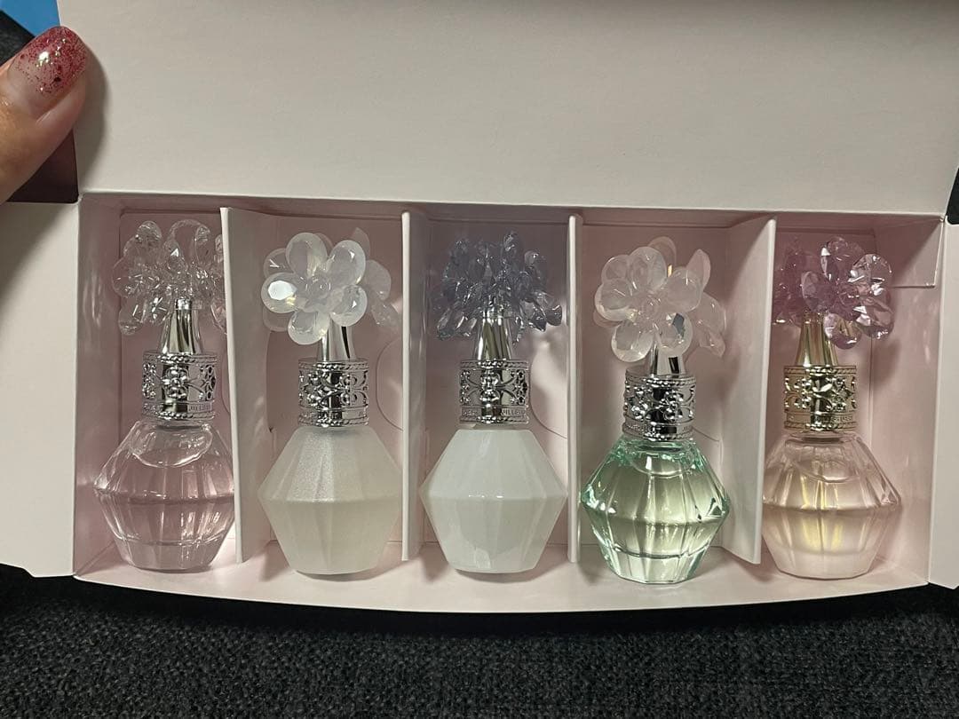 【JILLSTUART】クリスタルブルームオードパルファンセレクション（限定品）