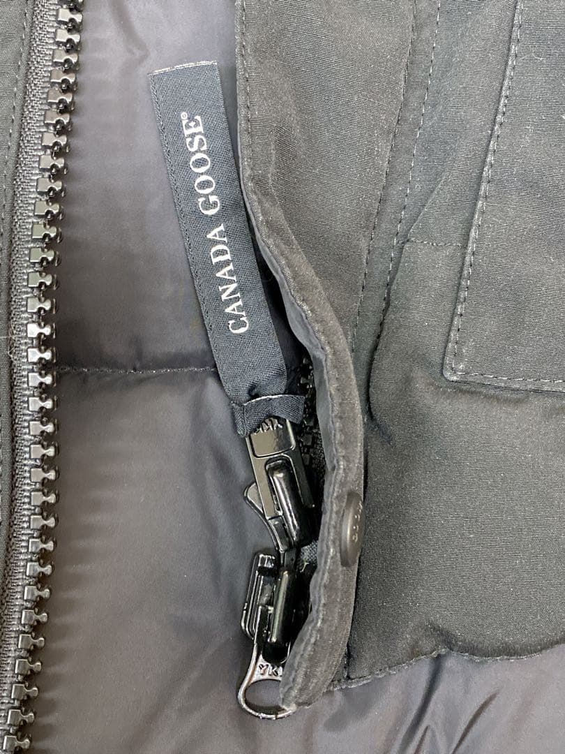   メンズブラック ダウンベスト XL