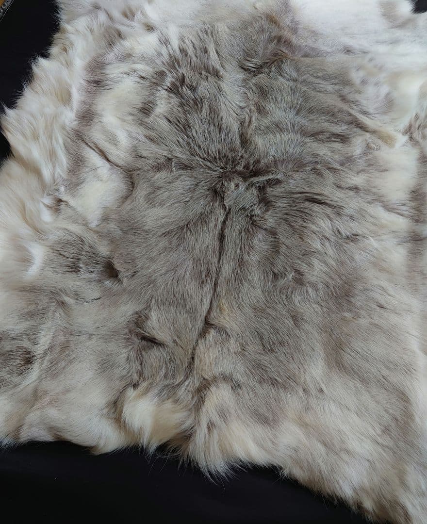 （希少）トナカイ　リアルファー　レザー　毛皮ラグ 　ノルウェー　北欧