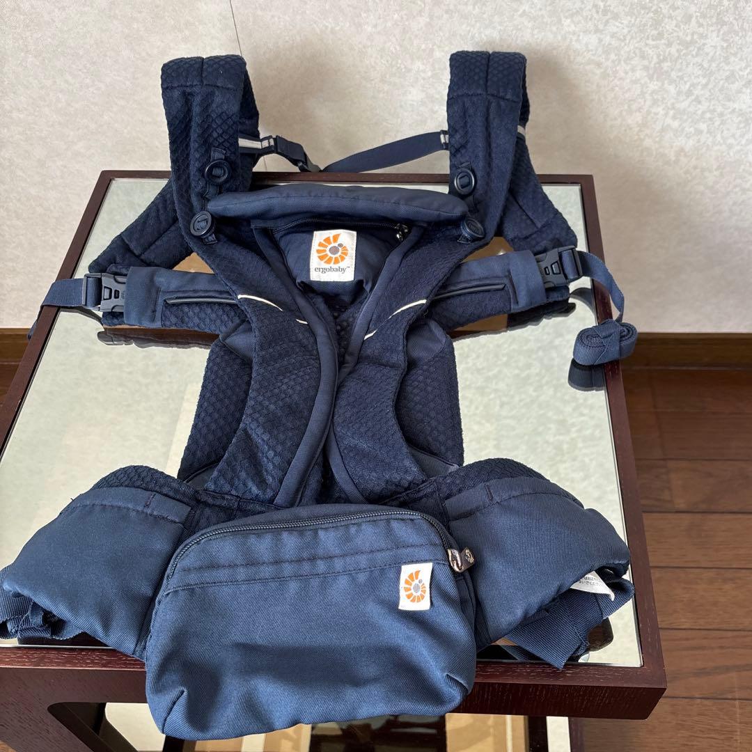 【良品】エルゴベビー オムニブリーズ ネイビー 抱っこ紐