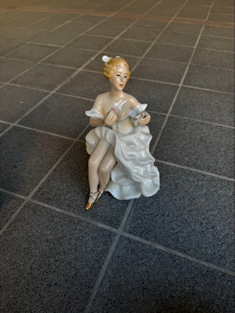 ドイツ　ウォーレンドルフ　バレリーナ陶器像 2体セット