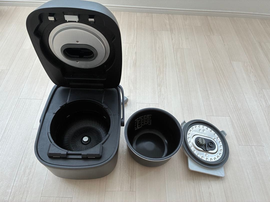 TOSHIBA 圧力IHジャー炊飯器 3.5合 RC-6PXR『2023年製』