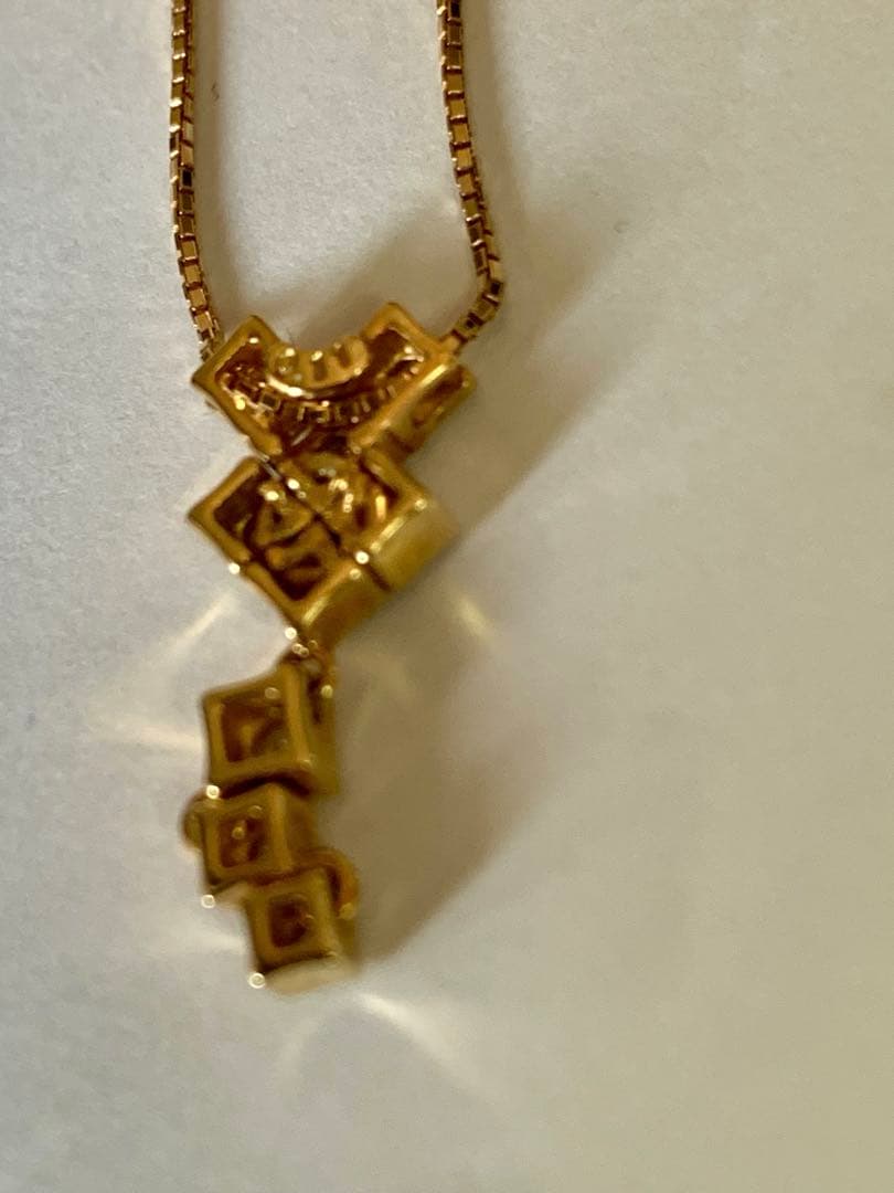 K18 TASAKI 揺れるダイヤモンドネックレス