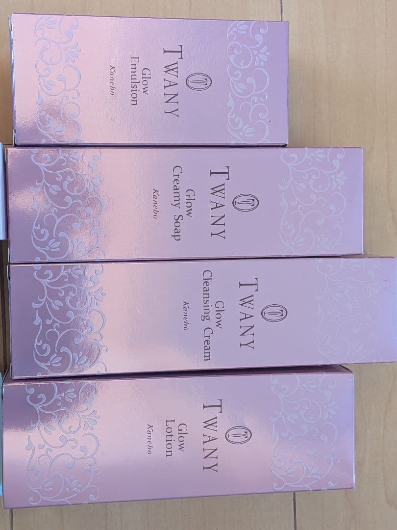 【定価20,000円超え】早いもの勝ちバラ売り可　トワニー　8点セットまとめ売り