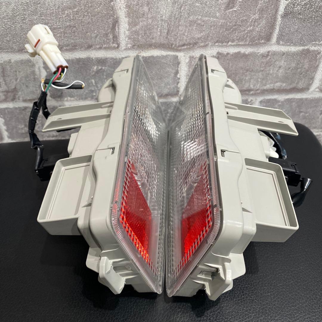 ♦︎ダイハツ　ハイゼット　トラックS500P S510P純正左右テール