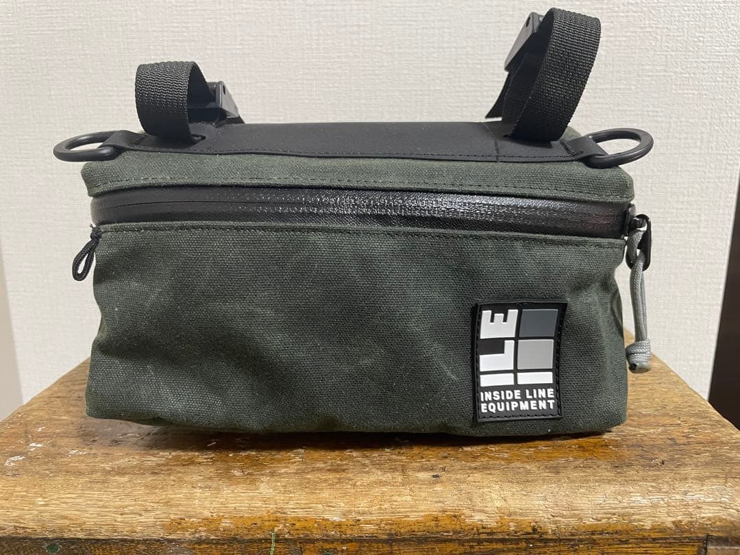 アクセサリー ILE pilot bar bag (waxed/forest)