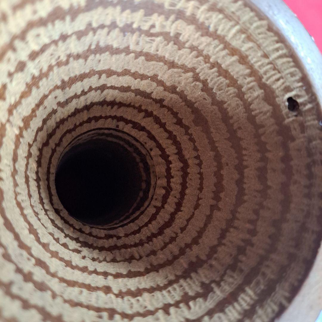 和楽器　小鼓の懐の深い胴