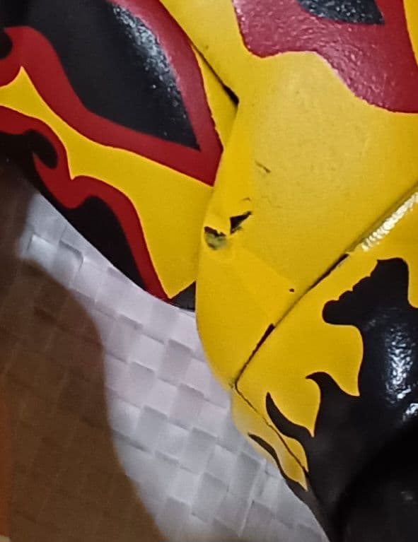 WWE　ビガロ　フィギュア