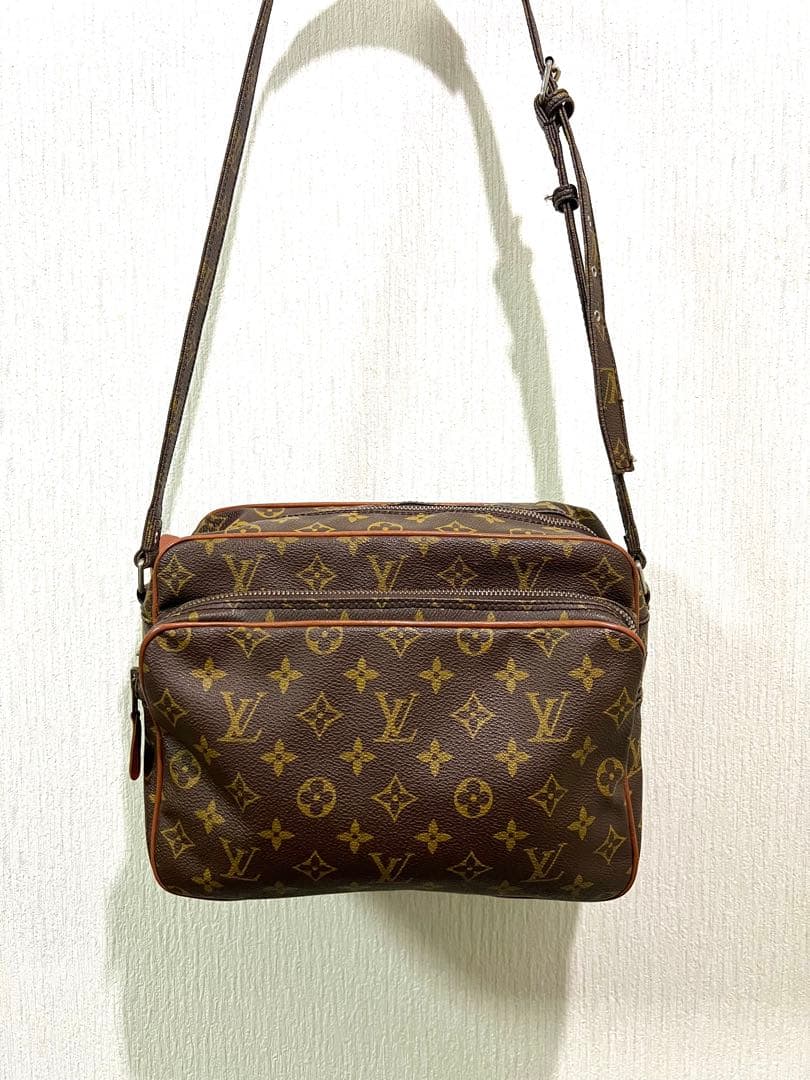 ルイヴィトン　LOUISVUITTON バッグ　ショルダーバッグ