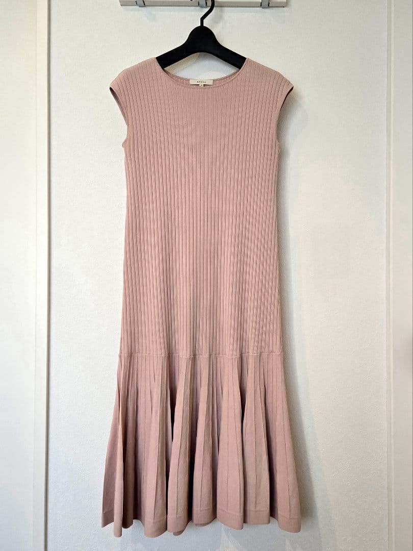 【EPOCA La maglia】 ニットドレス& 花柄シフォンブラウスセット