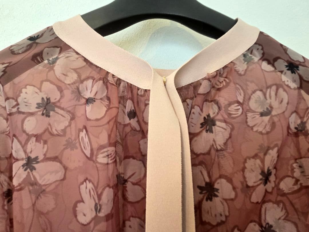 【EPOCA La maglia】 ニットドレス& 花柄シフォンブラウスセット