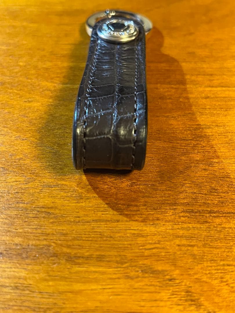 WILDSWANS Leaf クロコ チョコ カラビナキーリング付き