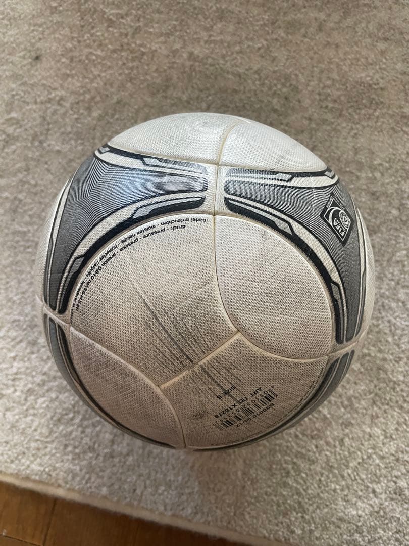 TANGO 12 EURO 2012決勝 サッカーボール