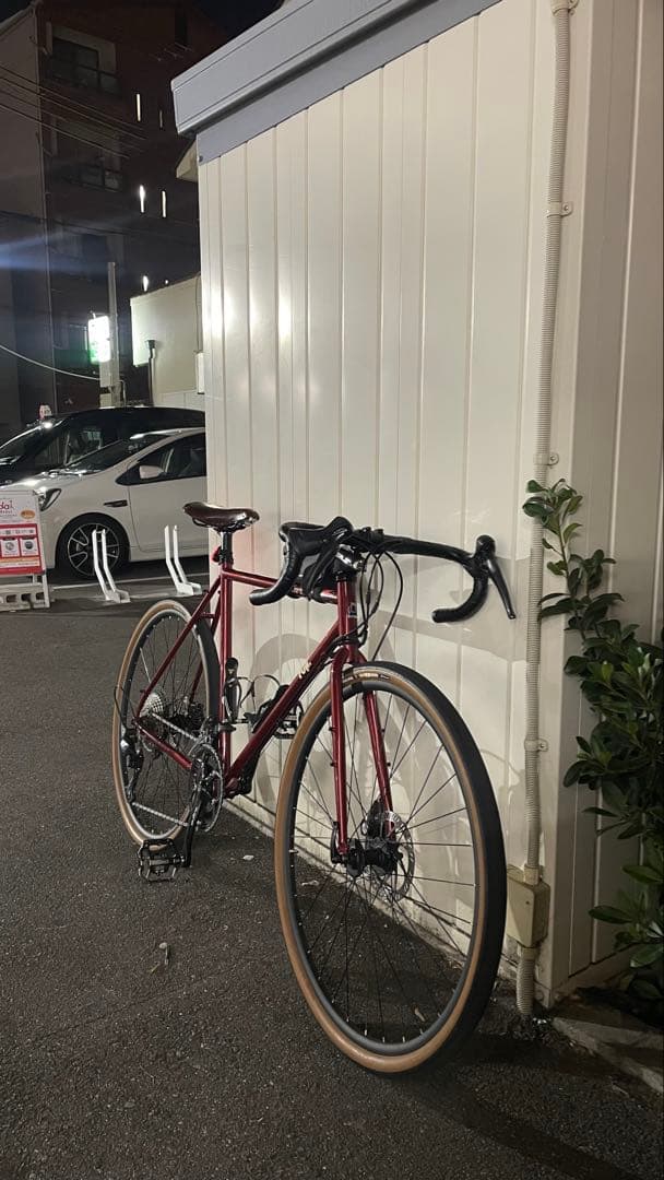 赤 シクロクロスバイク アルミフレーム