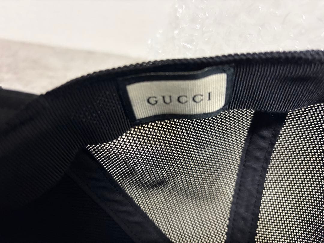 GUCCI ブラックナイロンキャップ