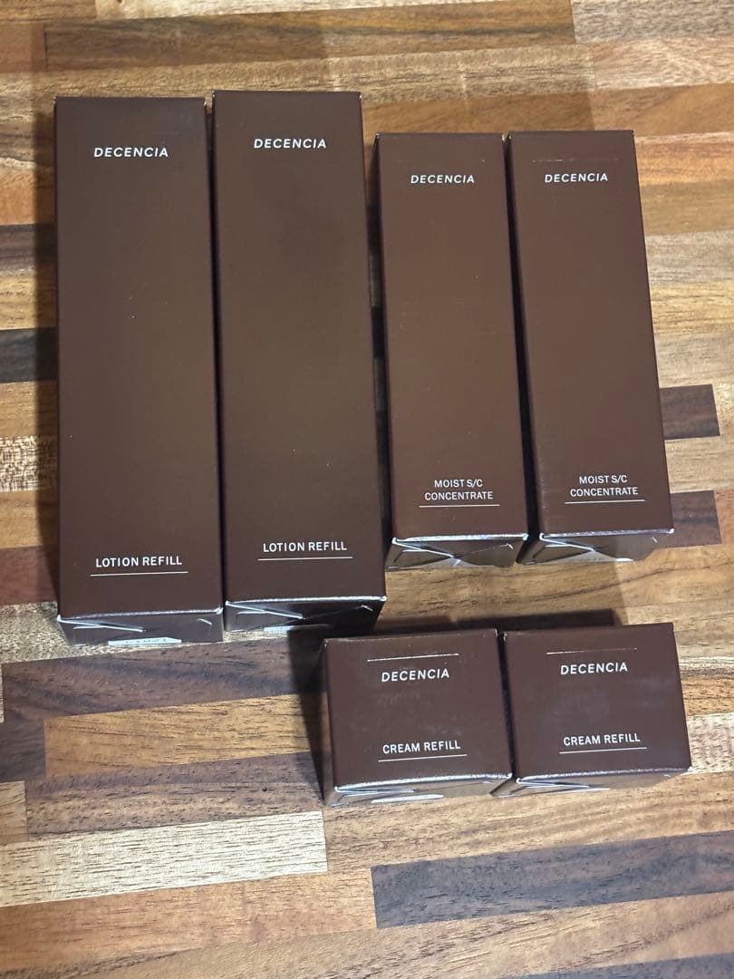 DECENCIA ローション、モイストS/Cコンセントレート、クリーム　リフィル