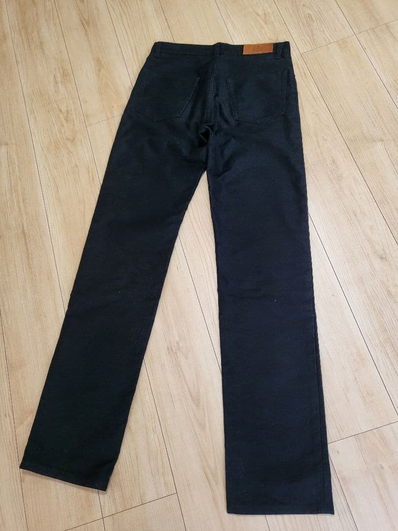 GUCCI 　ブラック ストレートパンツ