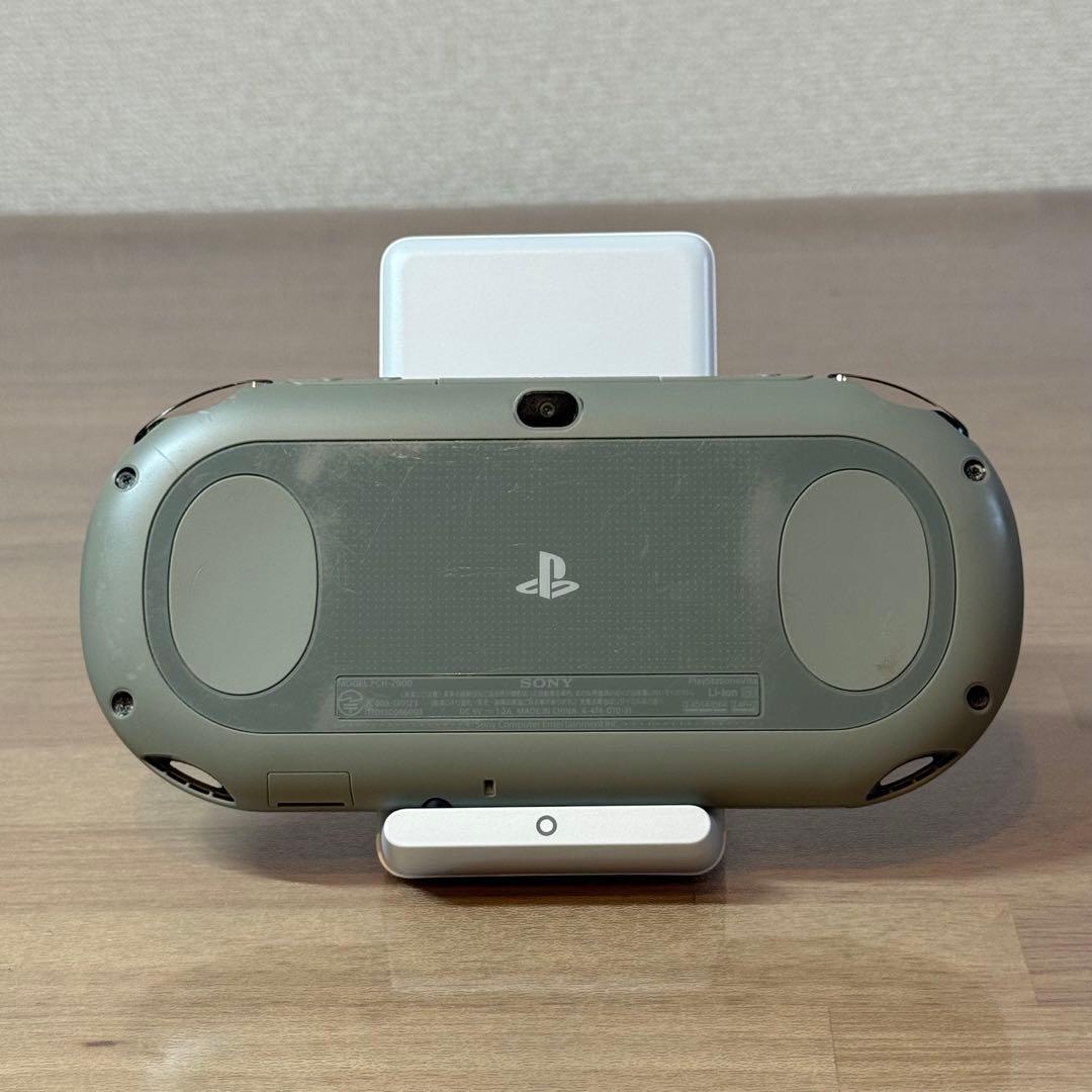 5-060【訳ありジャンク】PSVITA PCH-2000 カーキ/ブラック