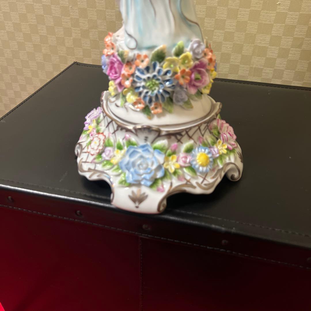 オブジェ　高級花瓶　花器