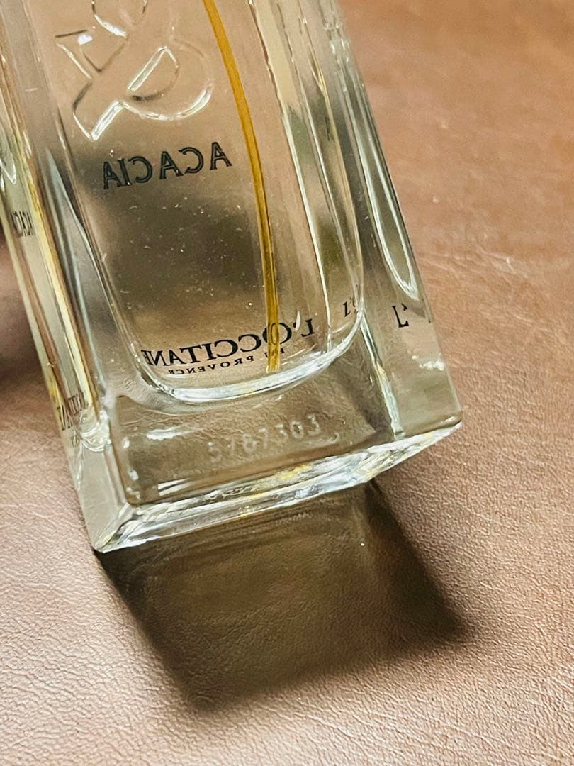 ほぼ未使用 ロクシタン フルール ドール アカシア 75ml