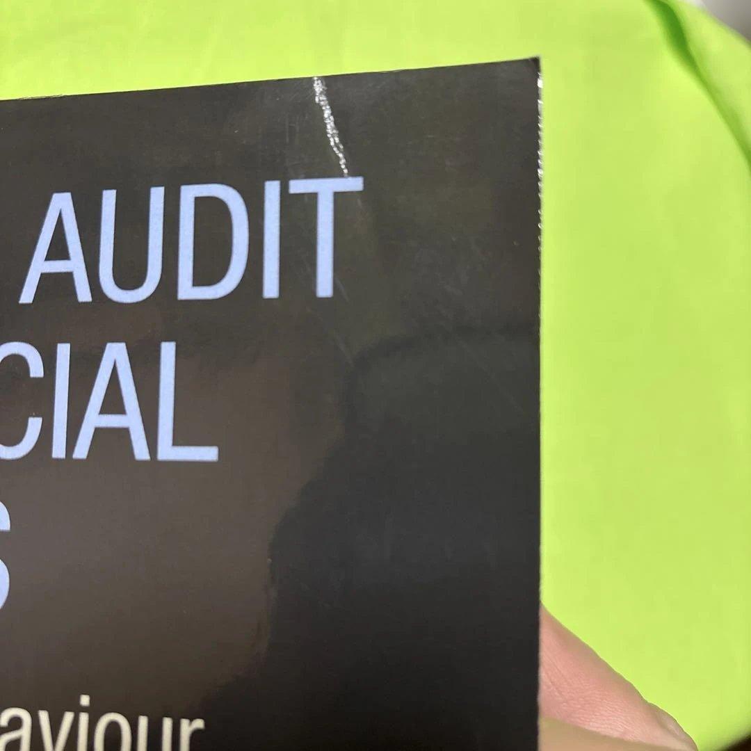 洋書 CULTURE AUDIT IN FINANCIAL SERVICES