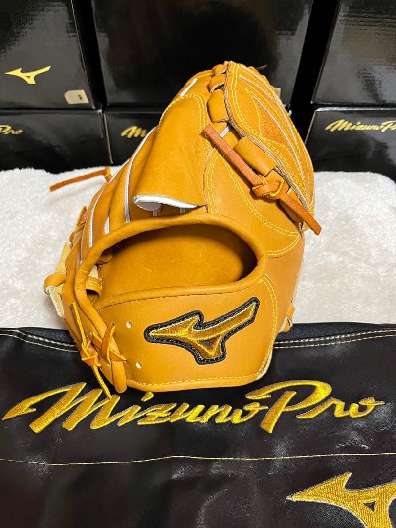 30【限定皮革】　ミズノプロ　硬式　投手用　グラブ