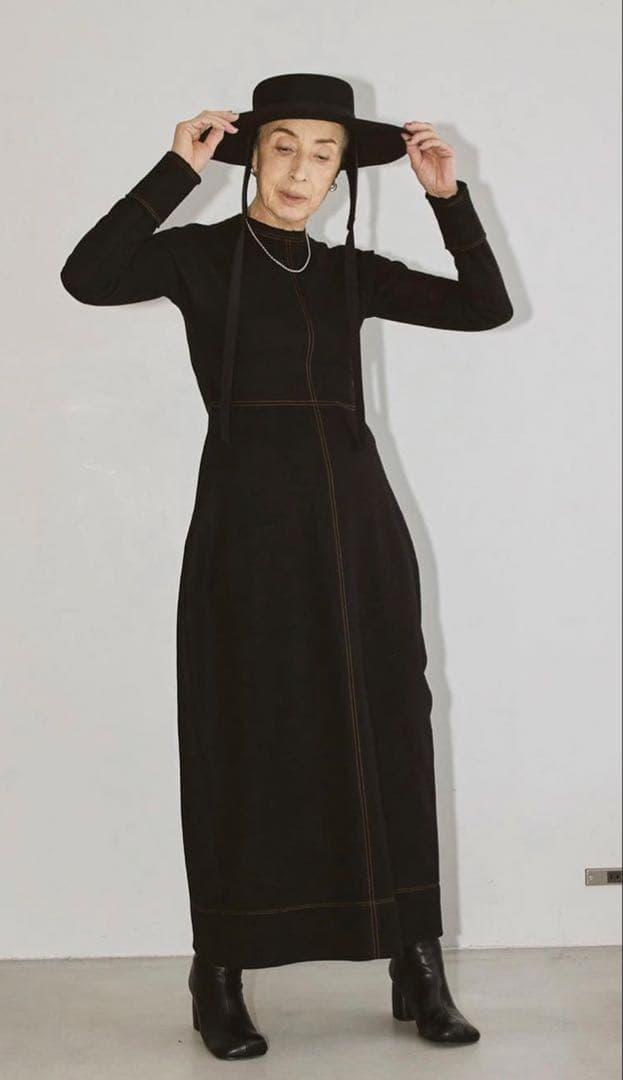 【美品】TODAYFUL ワンピース ジャージーバルーンドレス 黒