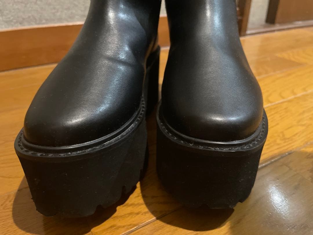 パイナップル⭐︎ unliens platform boots 厚底ブーツ