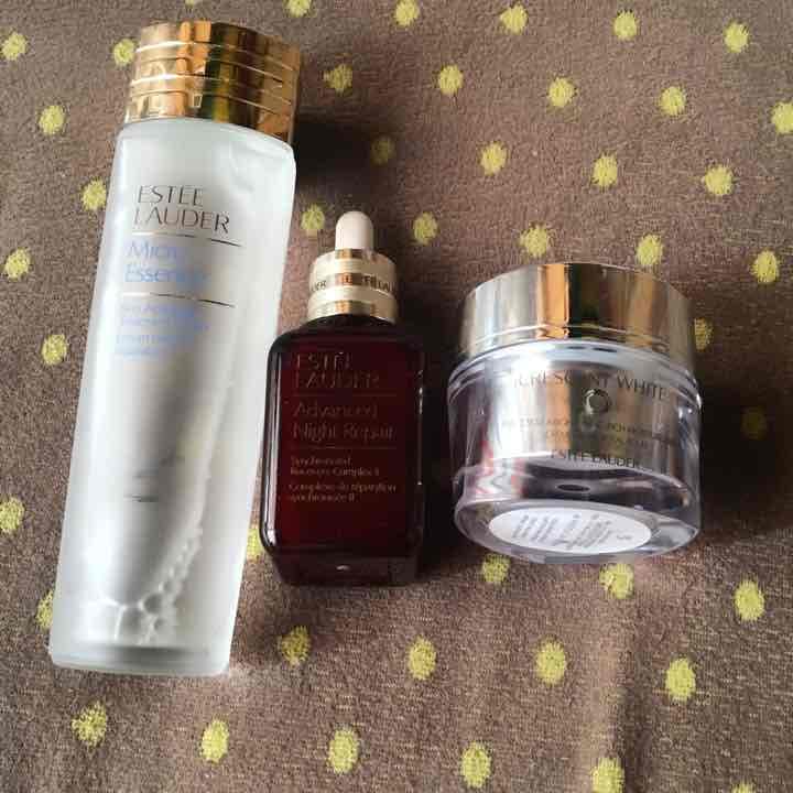 エスティローダー