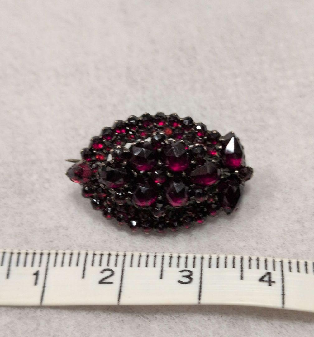 アンティーク　ヴィクトリアン　ガーネット　ボヘミアン　ブローチ