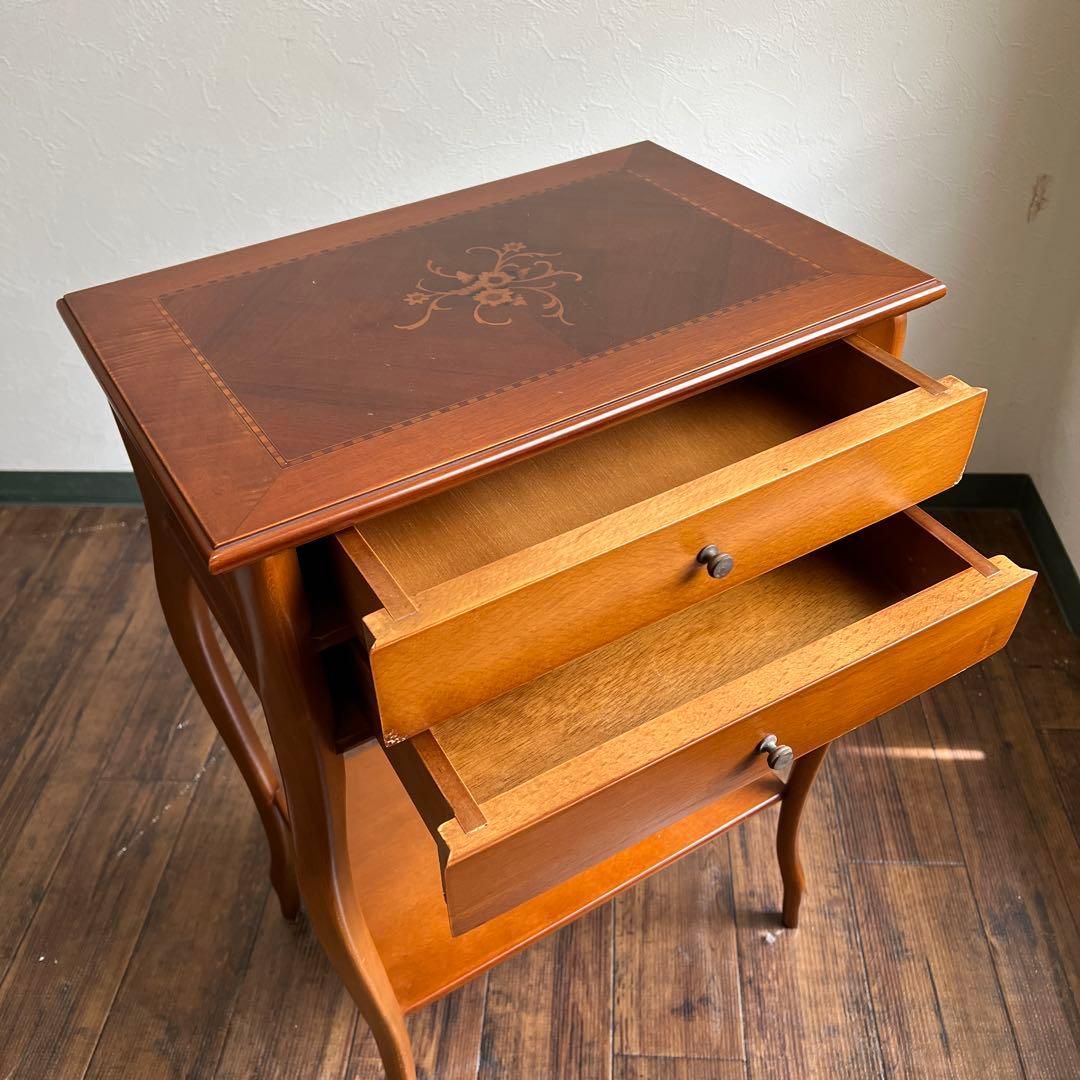 k353r120 象嵌細工のクラシカルなコンソールチェスト/サイドテーブル