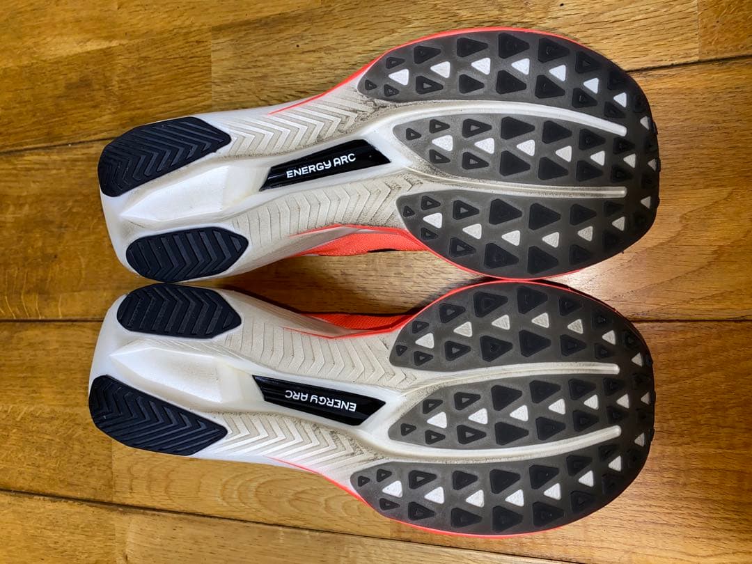 スパイク・シューズ NB FuelCell SuperComp Elite V5