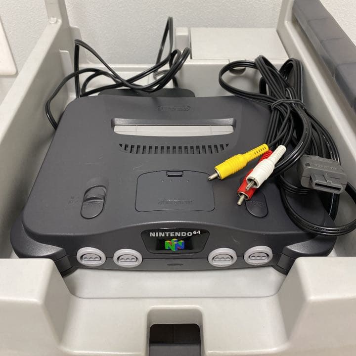 任天堂64 本体、ケース、ソフト5本セット