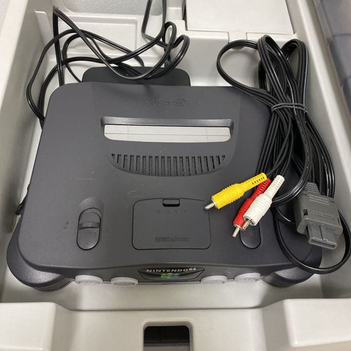 任天堂64 本体、ケース、ソフト5本セット