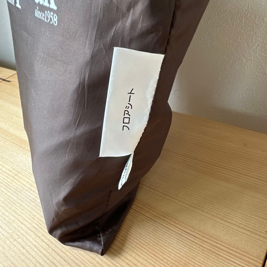 PeakアメニティードームM用の純正フロアマット＋フロアシート