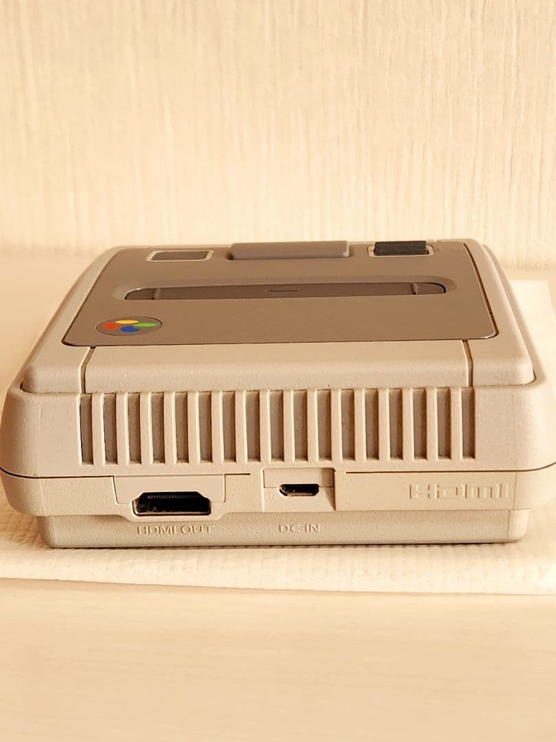 ACアダプター付 ニンテンドークラシックミニ　スーパーファミコン