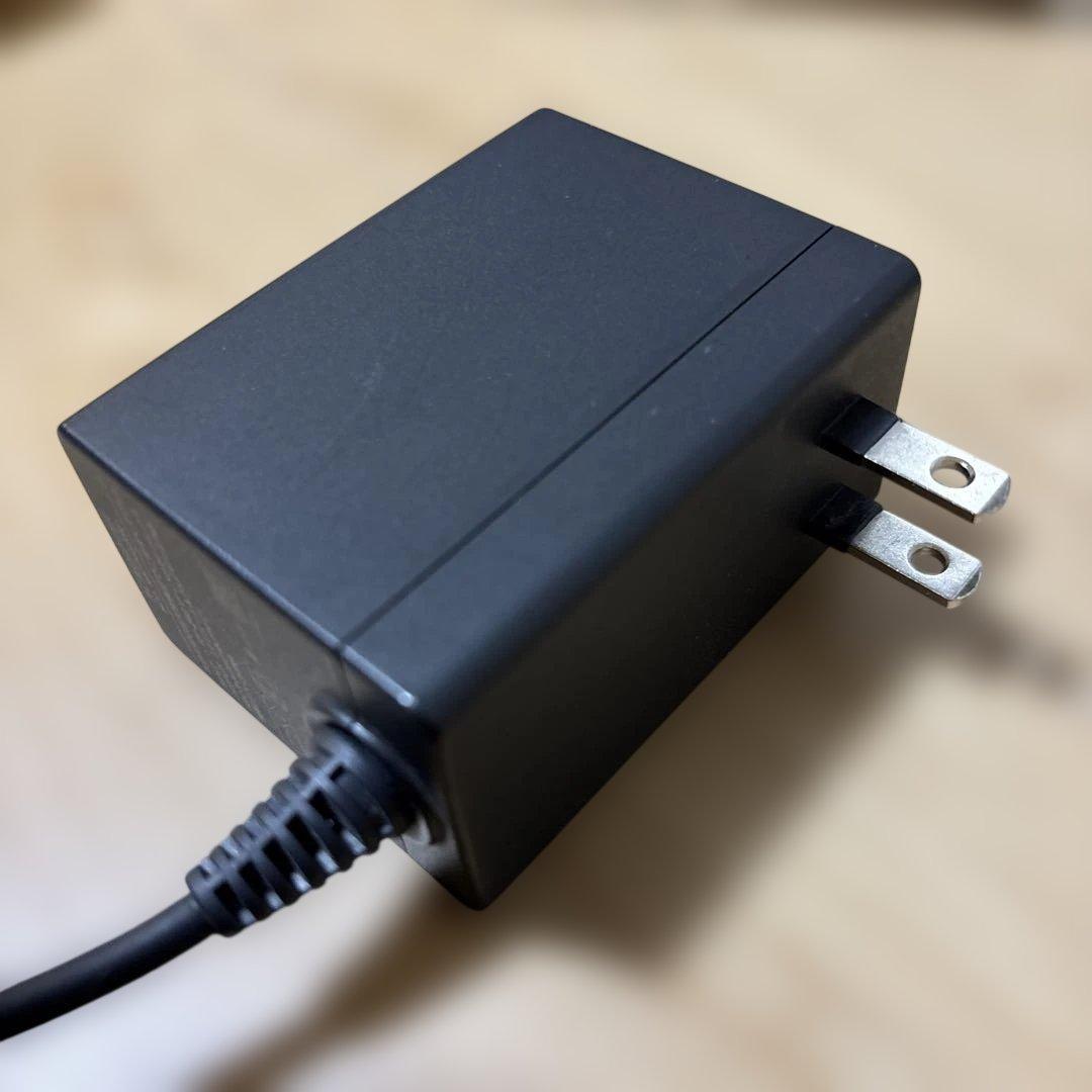 美品　任天堂Switchライト　イエロー　箱・ケース付き　初期化済み